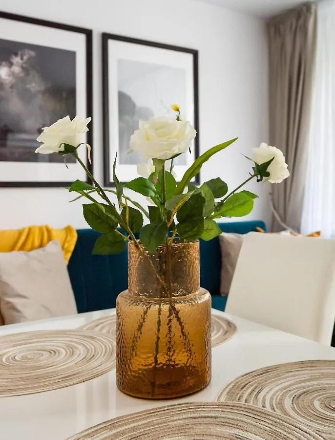 Wasilkowskiego Luxury Apartment Warsaw