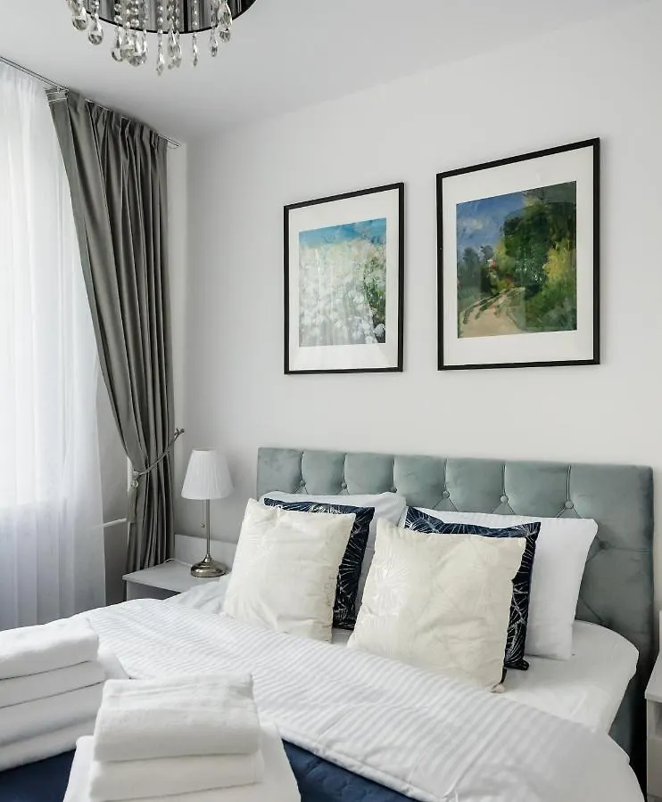 Wasilkowskiego Luxury Apartment Warsaw